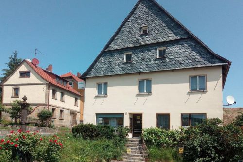 Ehem. Gasthof zum weißen Schwanen, verschieferter Südgiebel